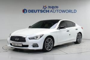 인피니티 Q50