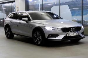 볼보 V60 크로스컨트리(2세대)